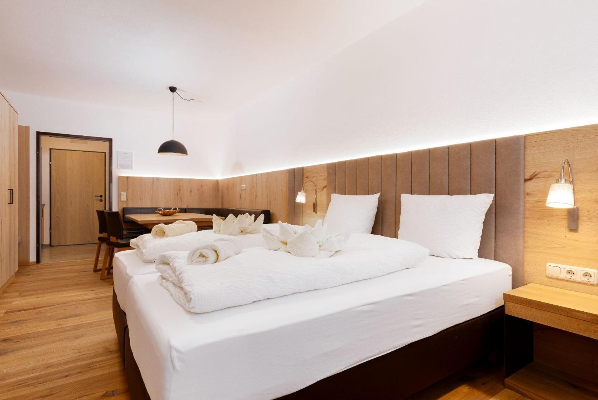 באד גויסרן Appartement Krippenstein Mit Indoorpool Und Sauna מראה חיצוני תמונה